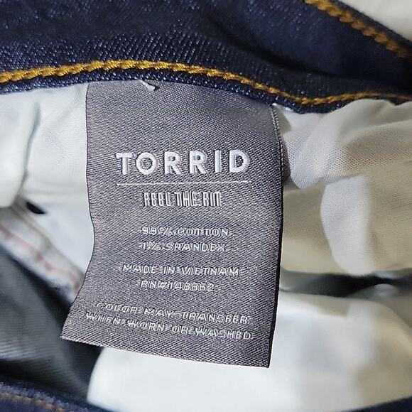 Torrid Mid Rise Skinny Vintage Stretch Jeans, Dark Wash, Women's Plus Size 18T - Picture 12 of 16